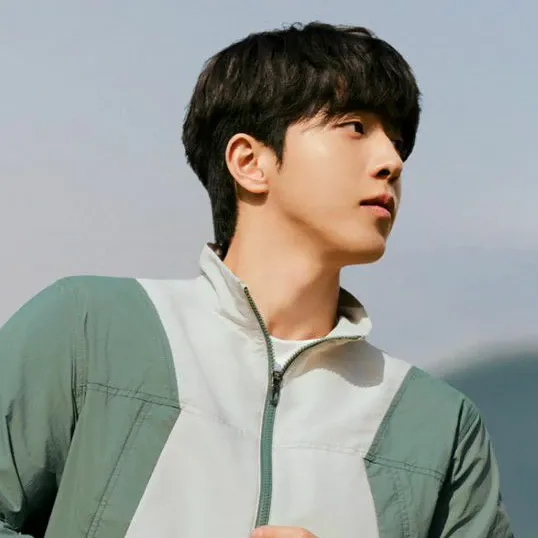 Behind-the-scenes cut of Nam Joohyuk
