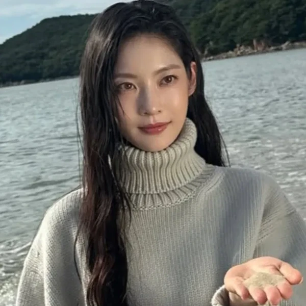 Popular profile image of Gong Seungyeon selected by vote