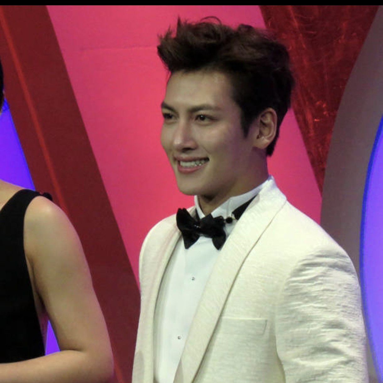 粉丝拍下的池昌旭瞬间