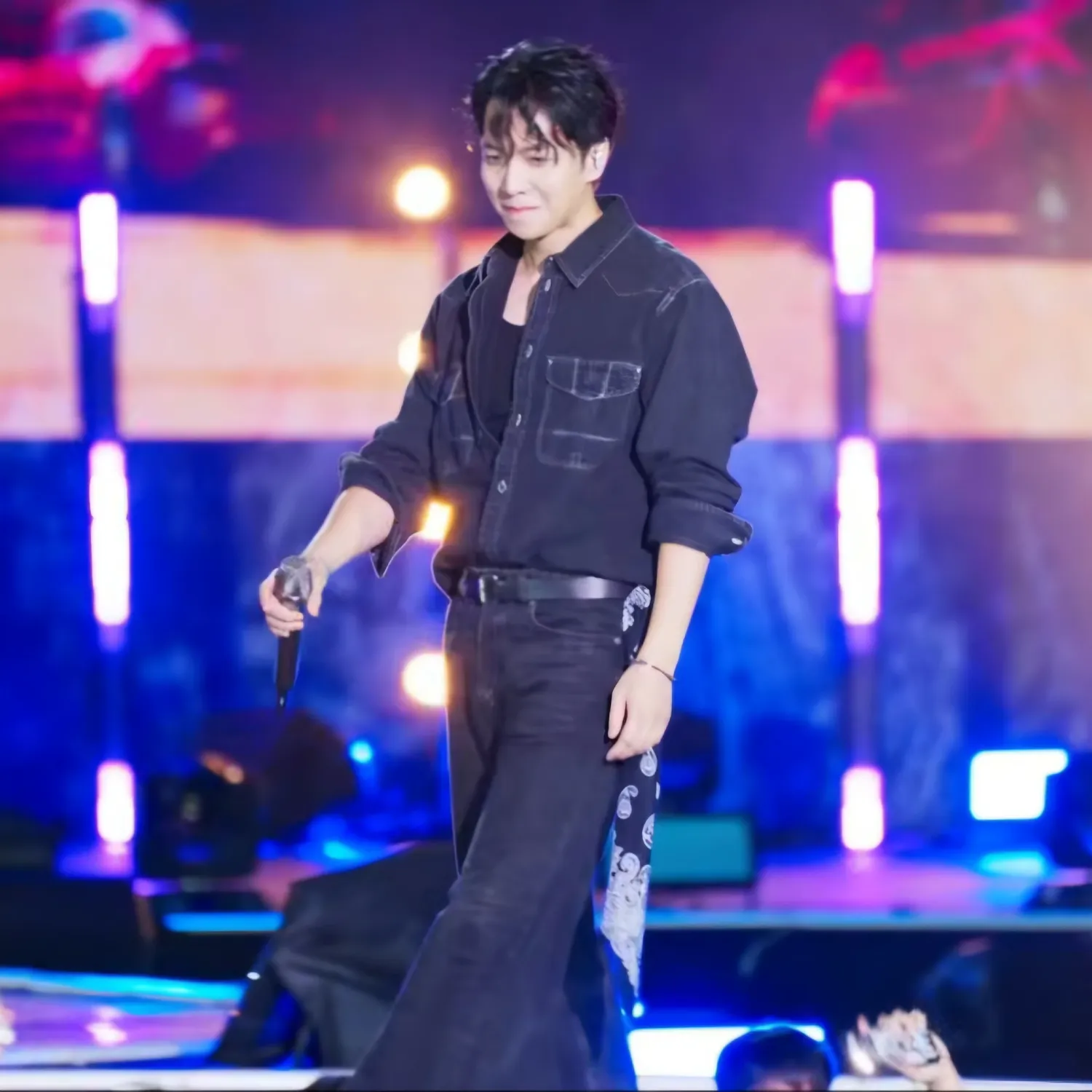 Cuplikan di balik layar dari Lee Seunggi