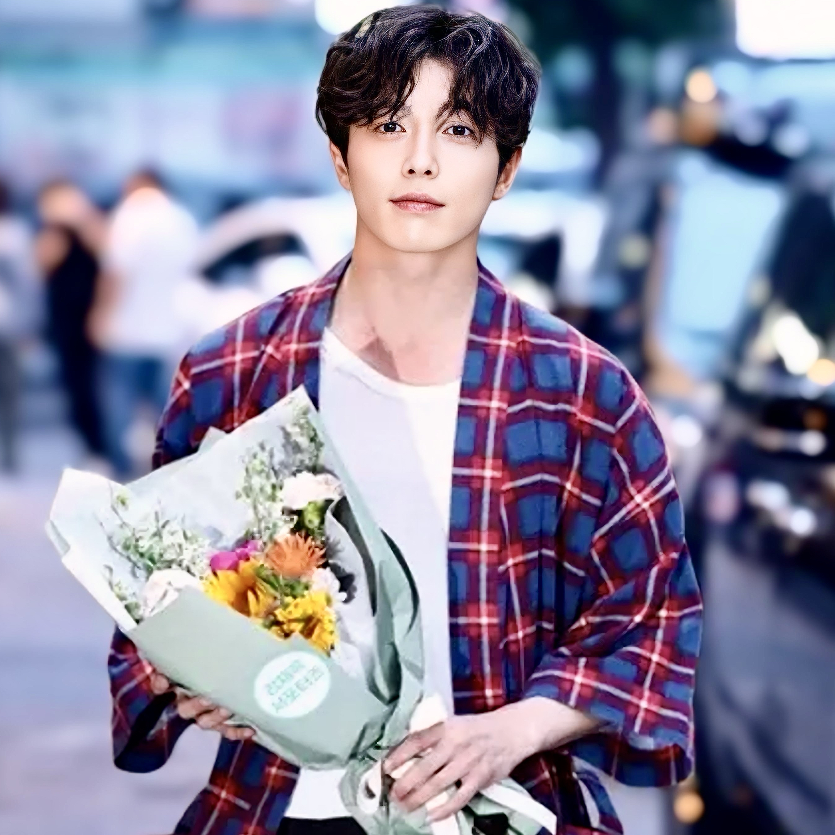 Foto terbaru dari Kim Jaewook