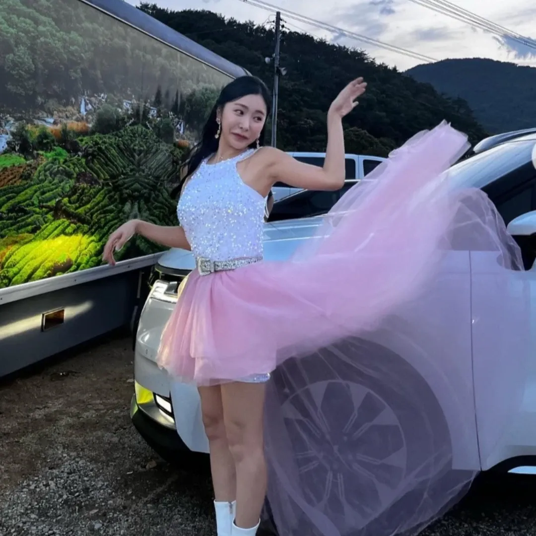 Behind-the-scenes cut of Huh Chanmi