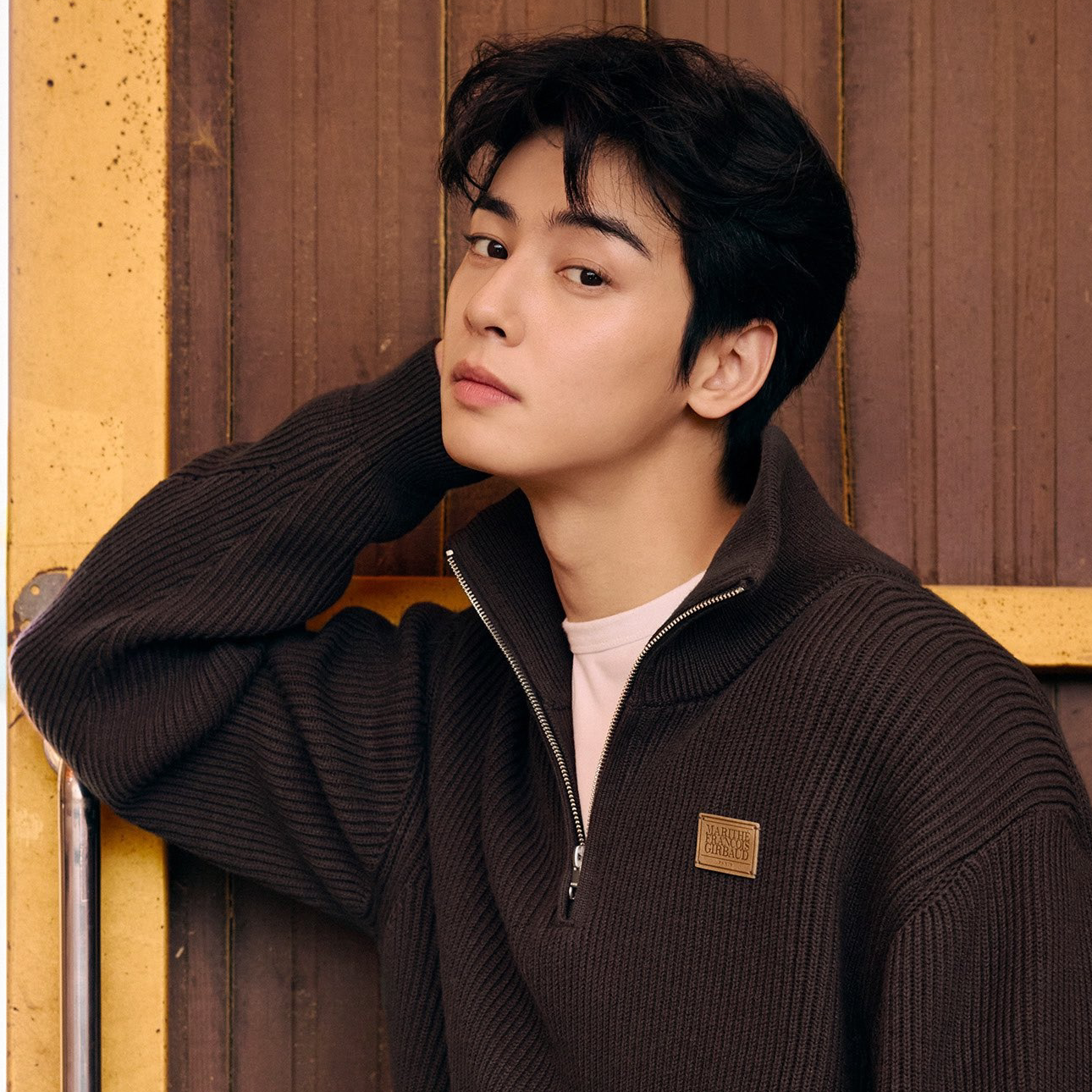 Latest photo of Cha Eunwoo