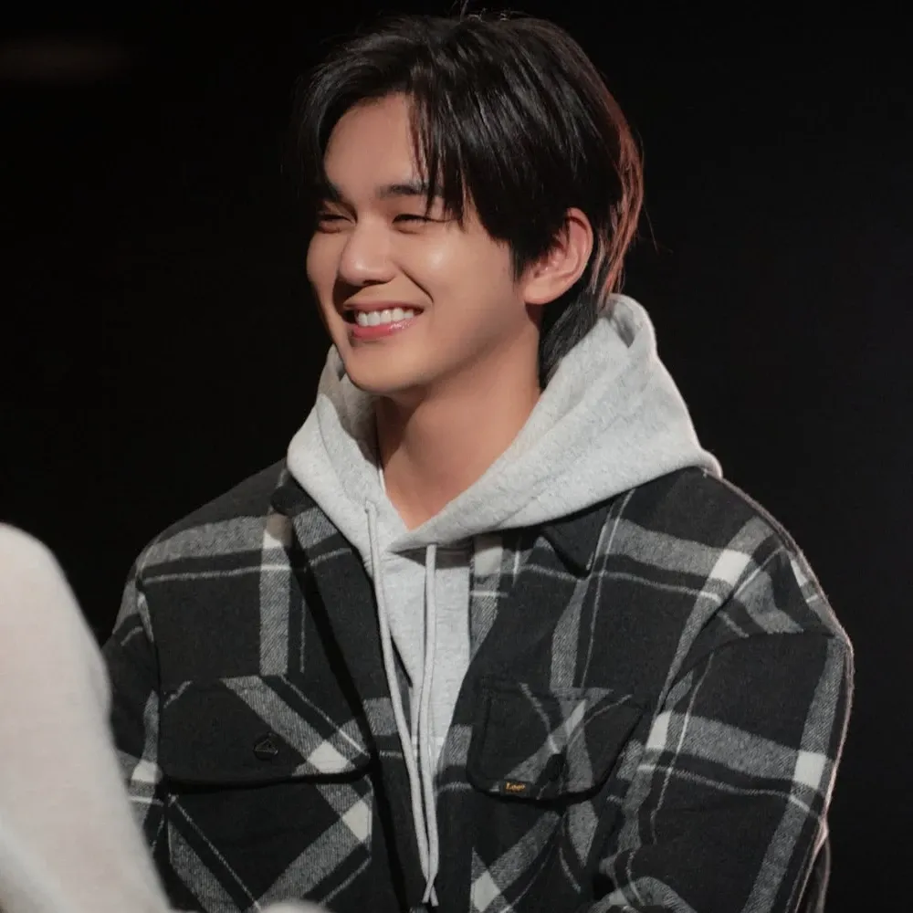 Latest photo of Yoo Seungho