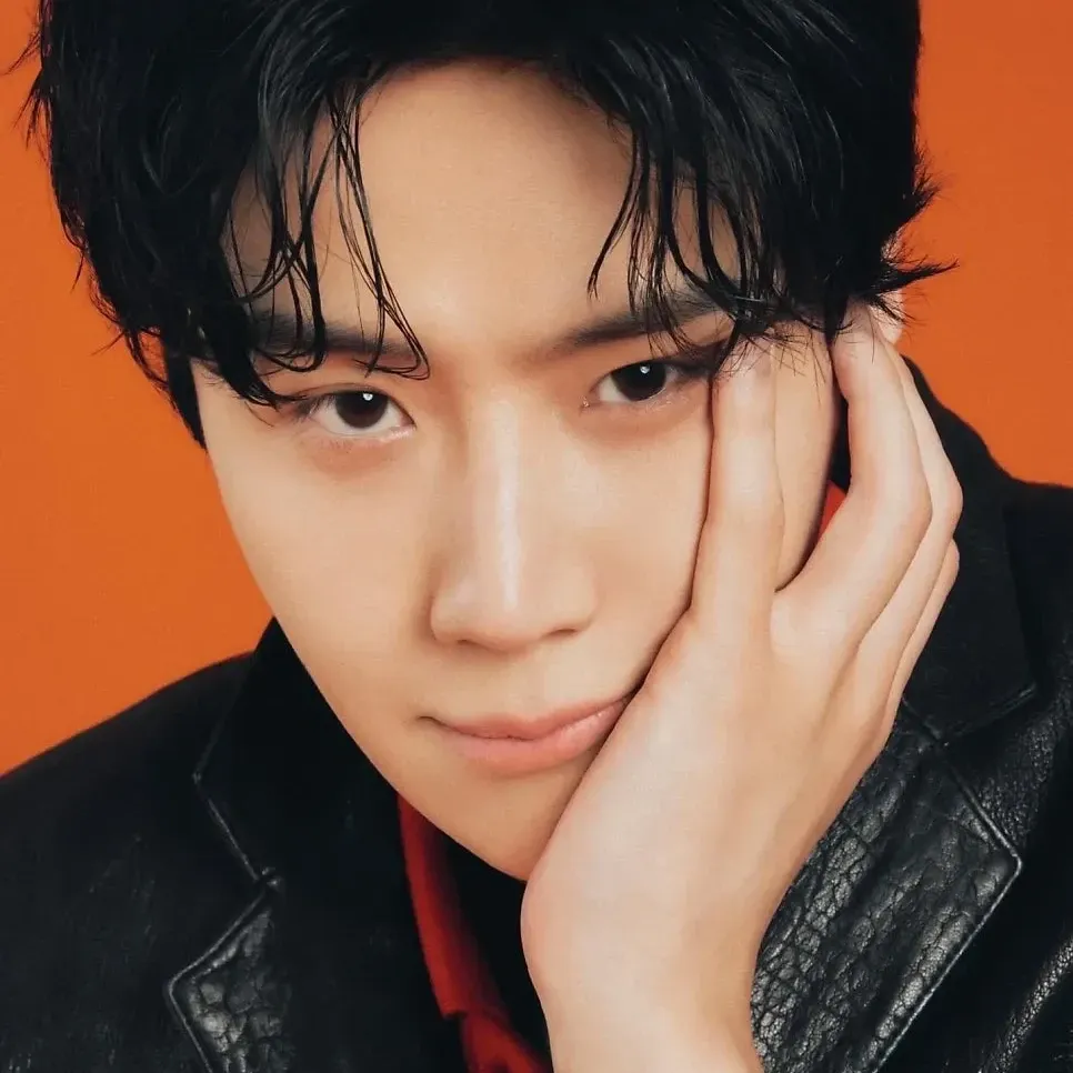 Recent activity shot of Kim Seonho