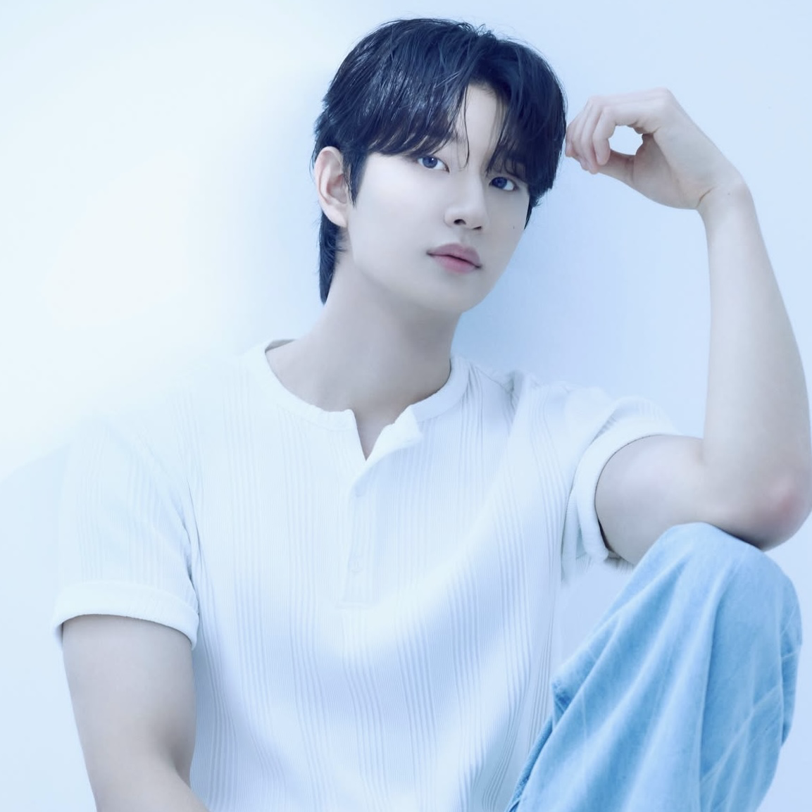 Recent activity shot of Kim Jaewon