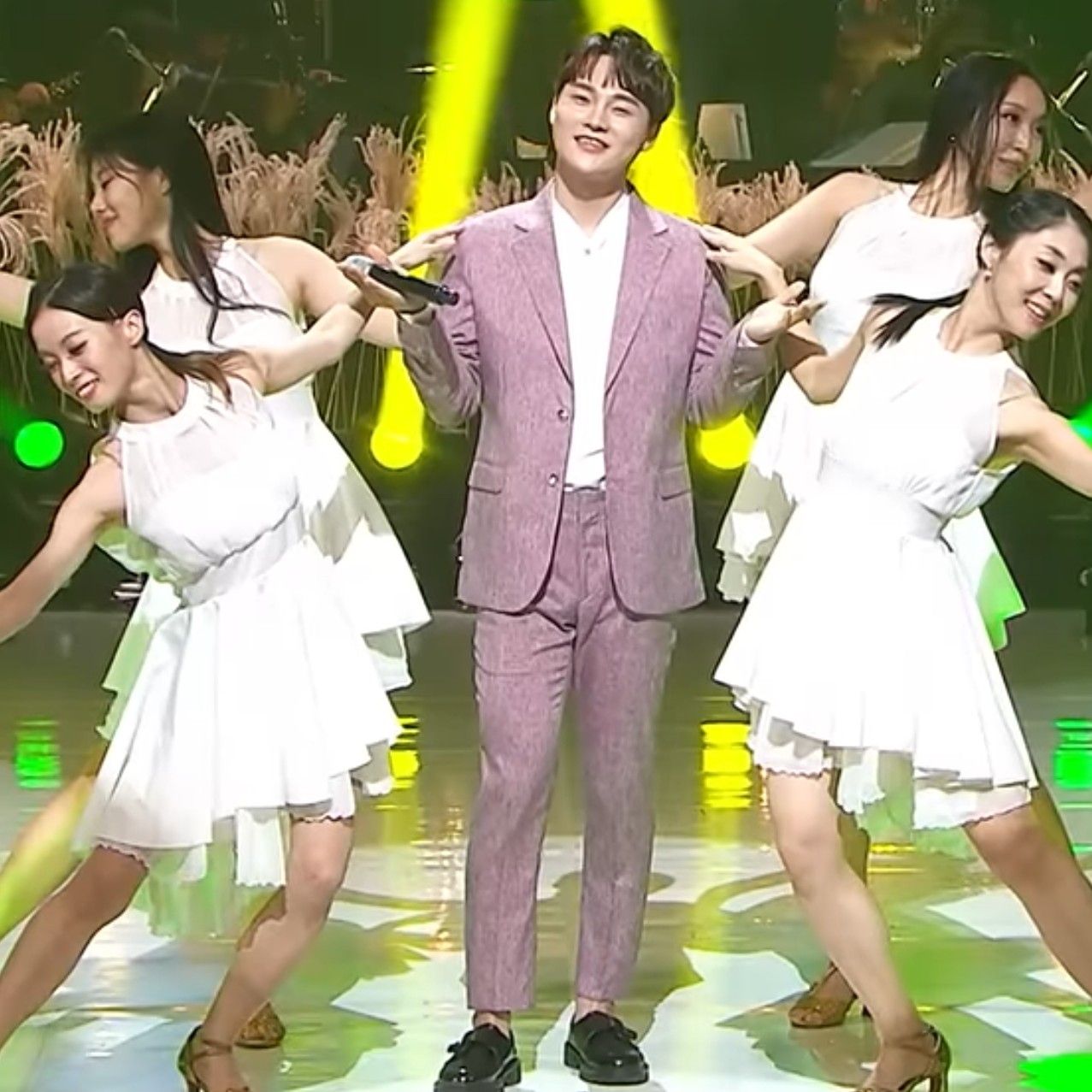 박서진 최근 활동샷