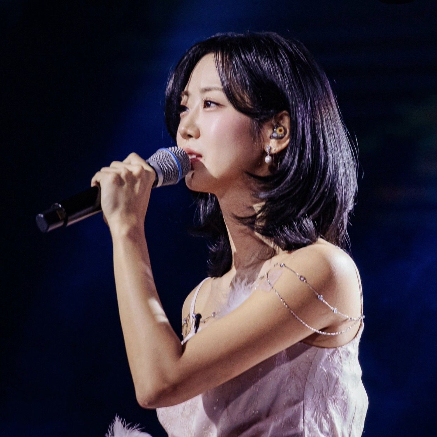 カン・ヘヨンの最近の活動ショット