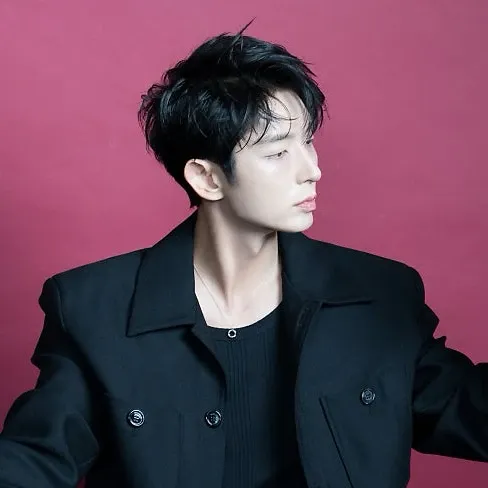 Momen yang diabadikan oleh penggemar Lee Joongi