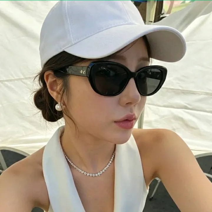 Cuplikan di balik layar dari Kim Soyou