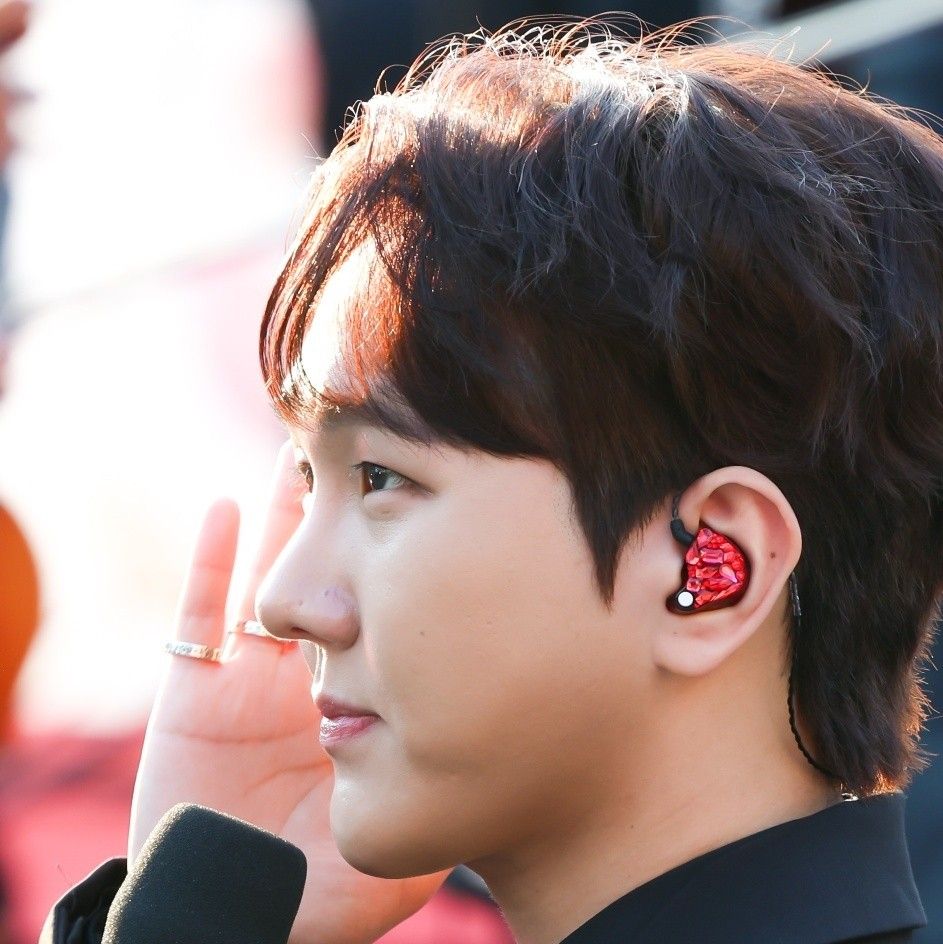 A moment captured by a fan of Kim Soochan