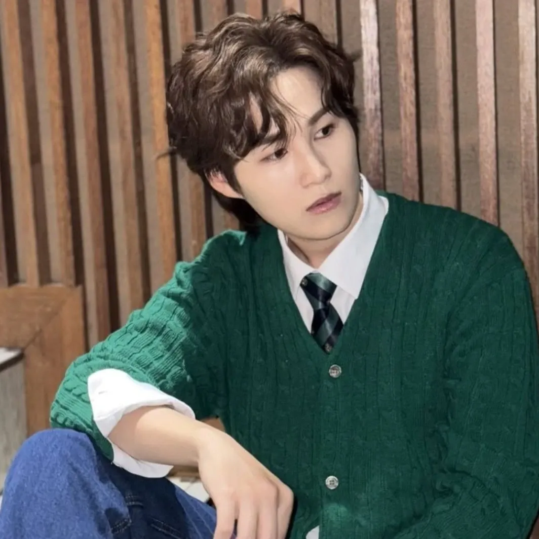 Behind-the-scenes cut of Kim Heejae