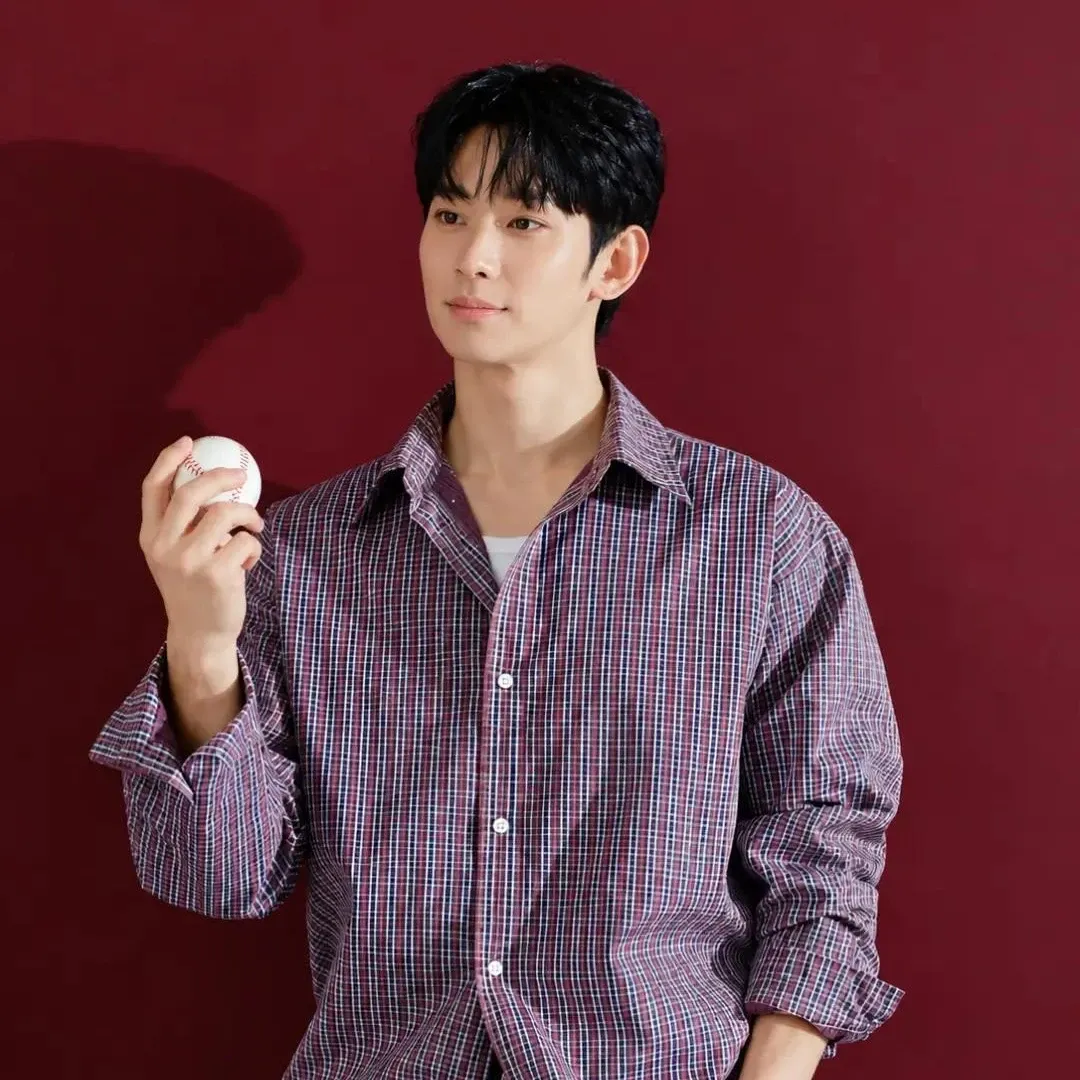 Recent activity shot of Kim Soohyun