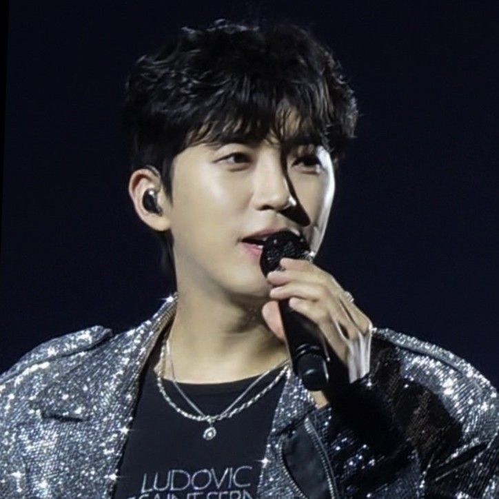 Foto kegiatan terbaru dari Lim Youngwoong