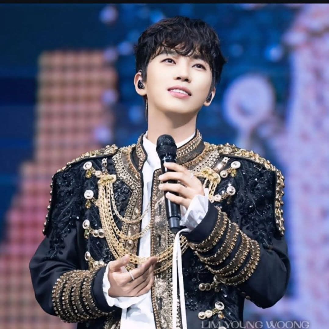 Foto terbaru dari Lim Youngwoong