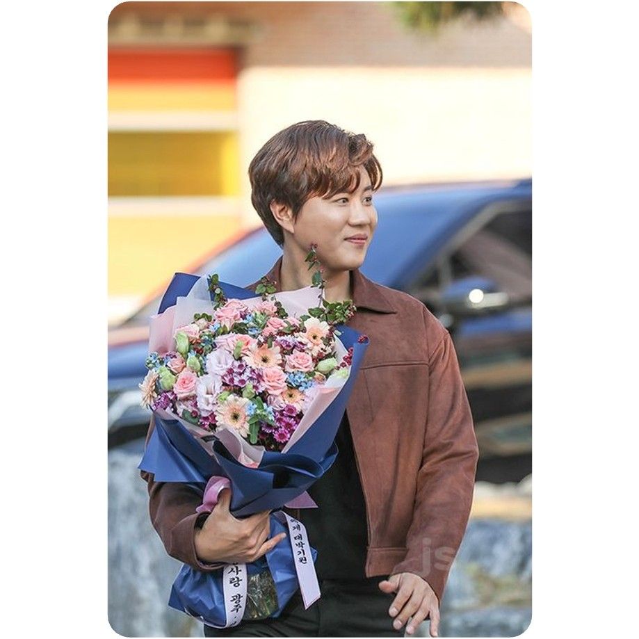 Behind-the-scenes cut of Jin Haesung