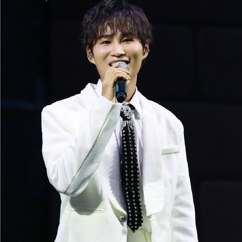 김희재의 최신 사진