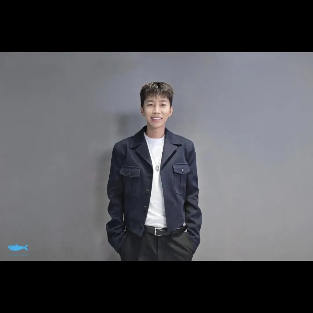 Foto terbaru dari Lim Youngwoong