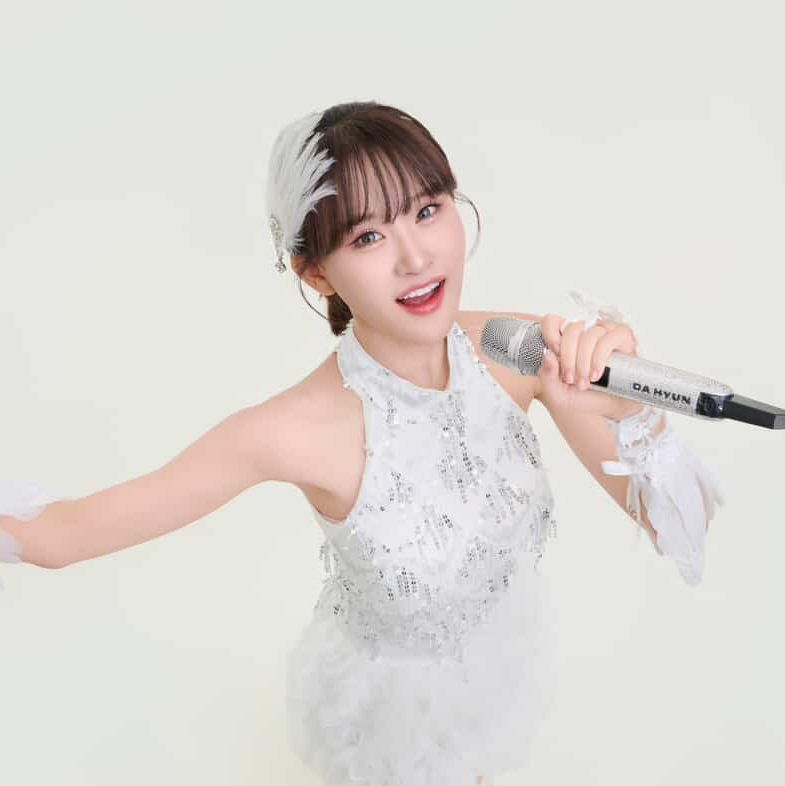 Cuplikan di balik layar dari Kim Dahyun