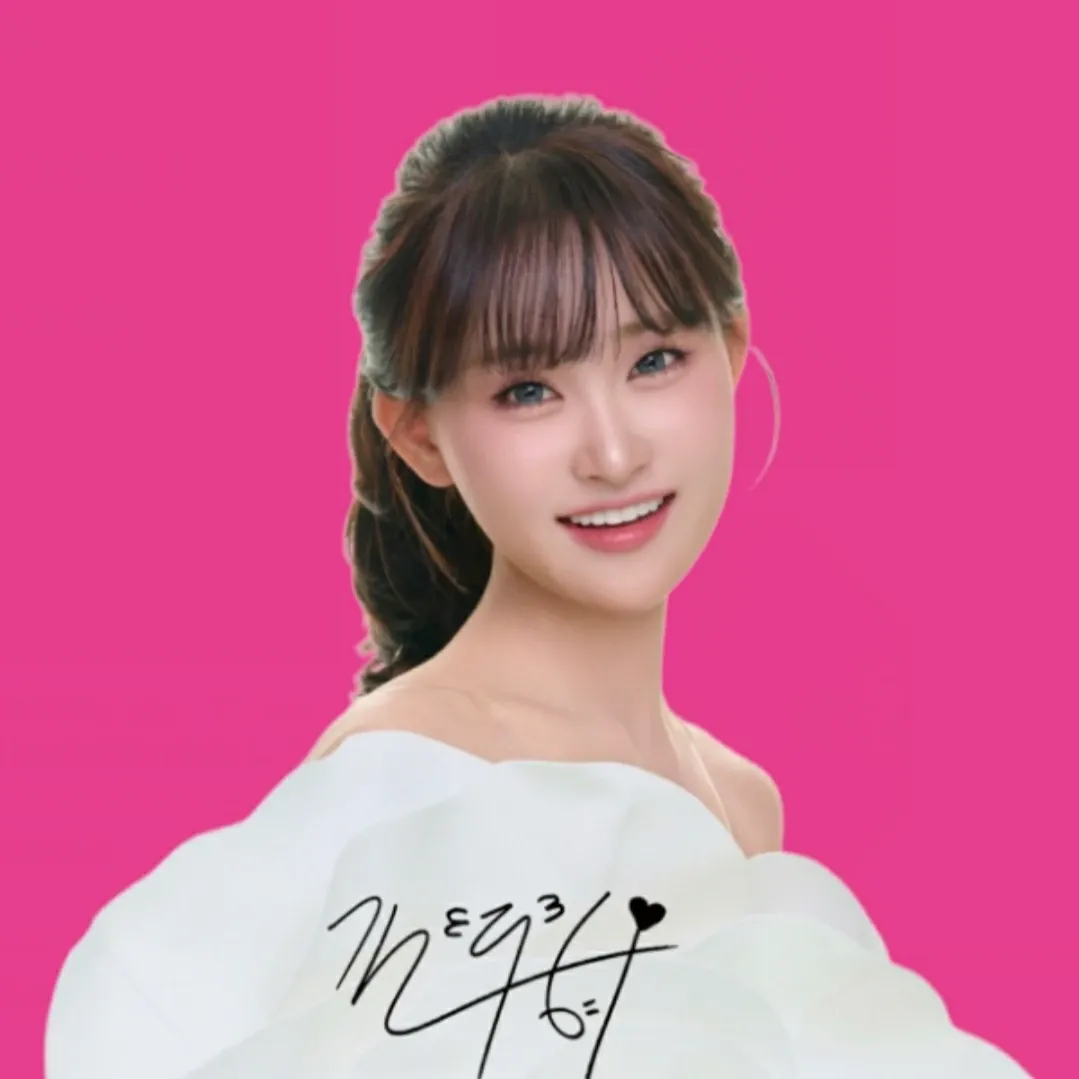 김다현의 비하인드 컷