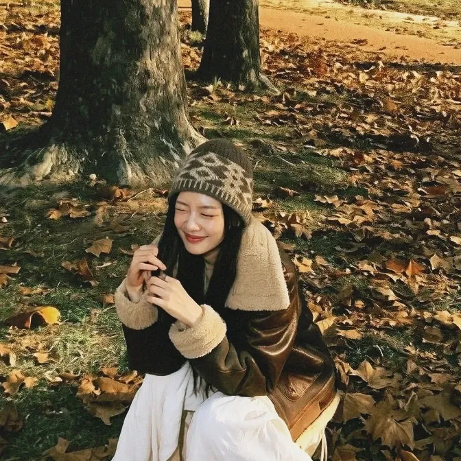 Recent activity shot of Jung Somin