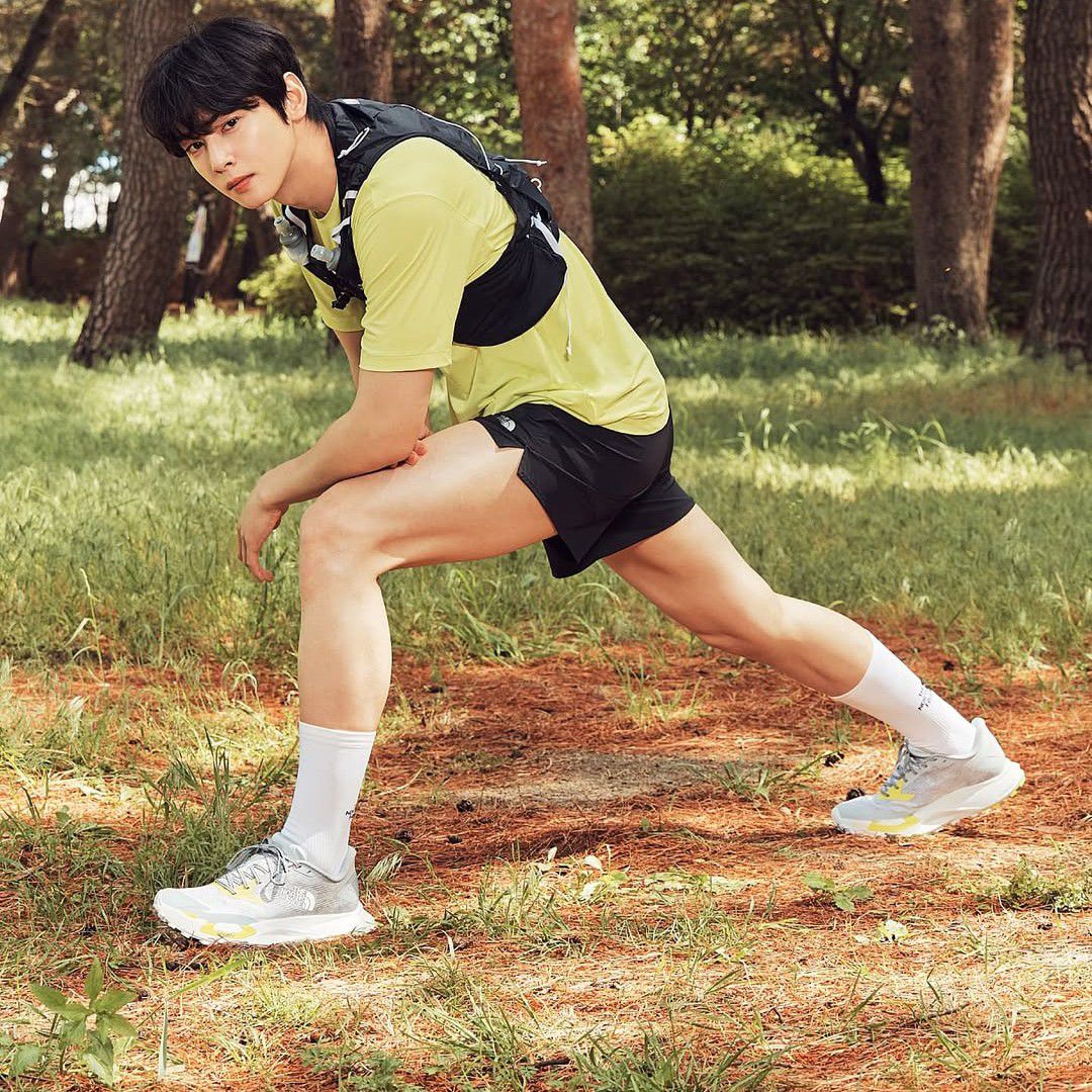 Latest photo of Cha Eunwoo