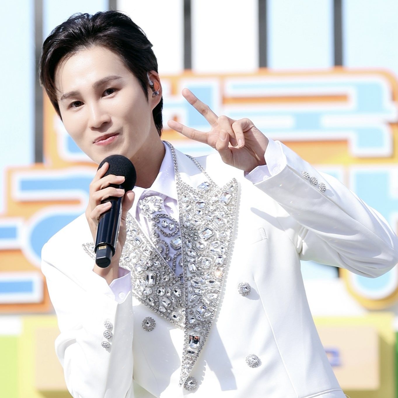 金熙栽的最新照片