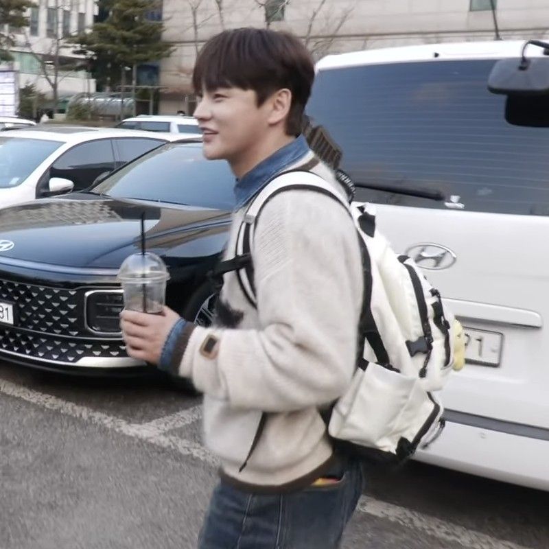 Cuplikan di balik layar dari Park Seojin