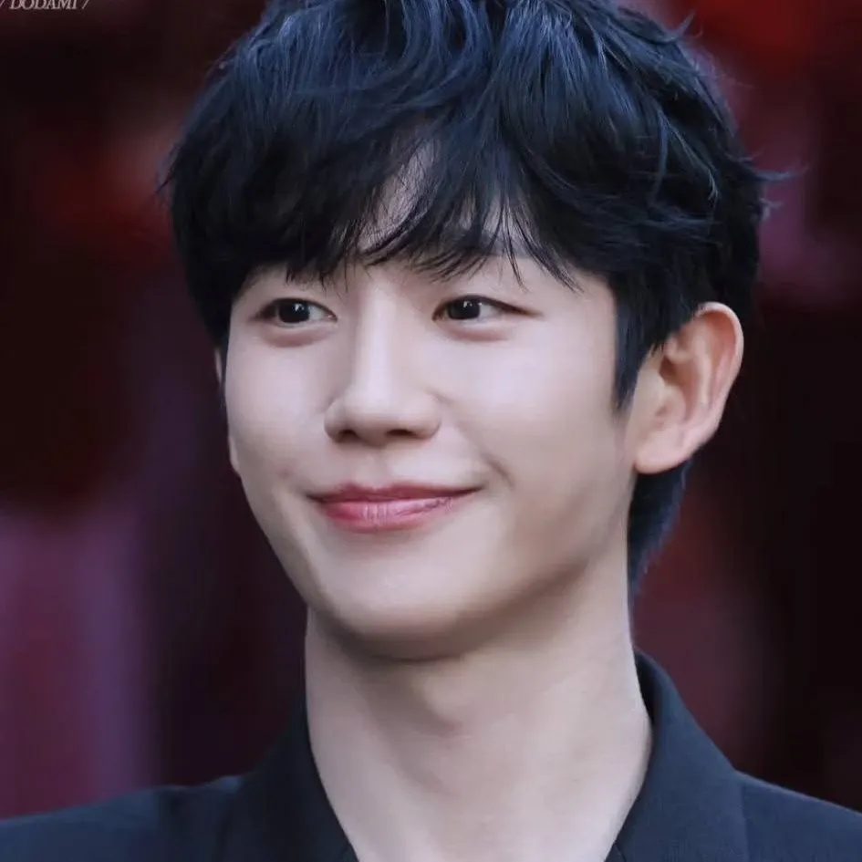 丁海寅的最新照片