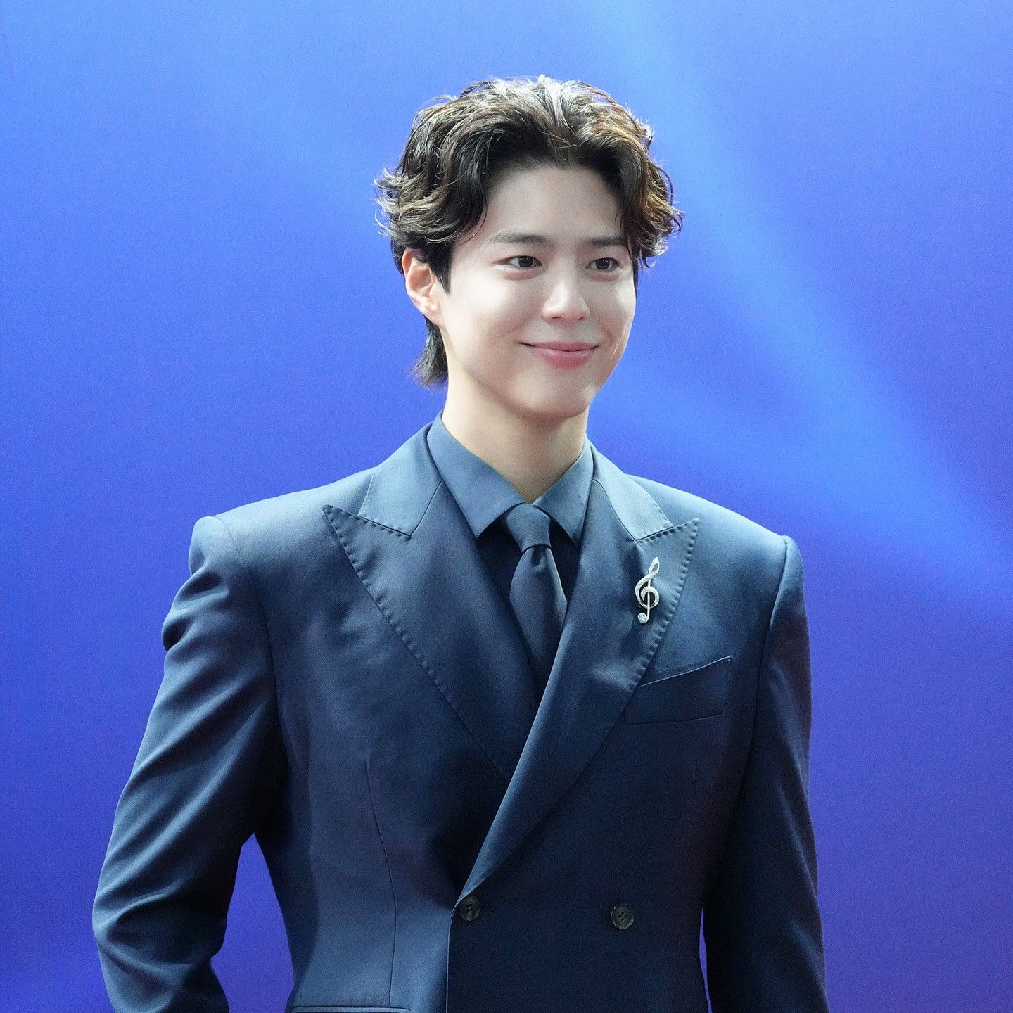 パク・ボゴムのビハインドカット