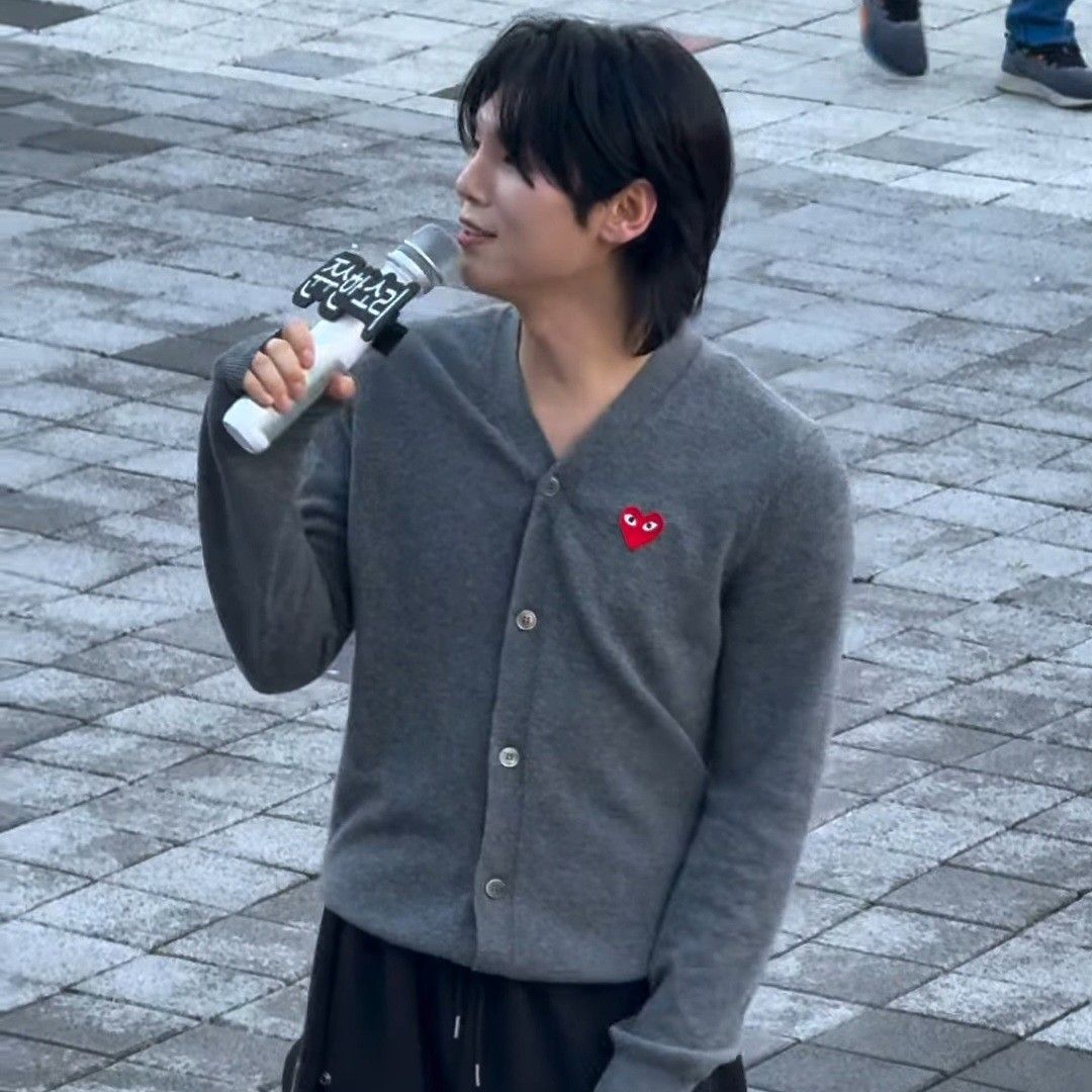 Behind-the-scenes cut of Kim Junsu (1991)