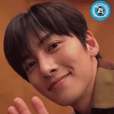 Behind-the-scenes cut of Ji Changwook