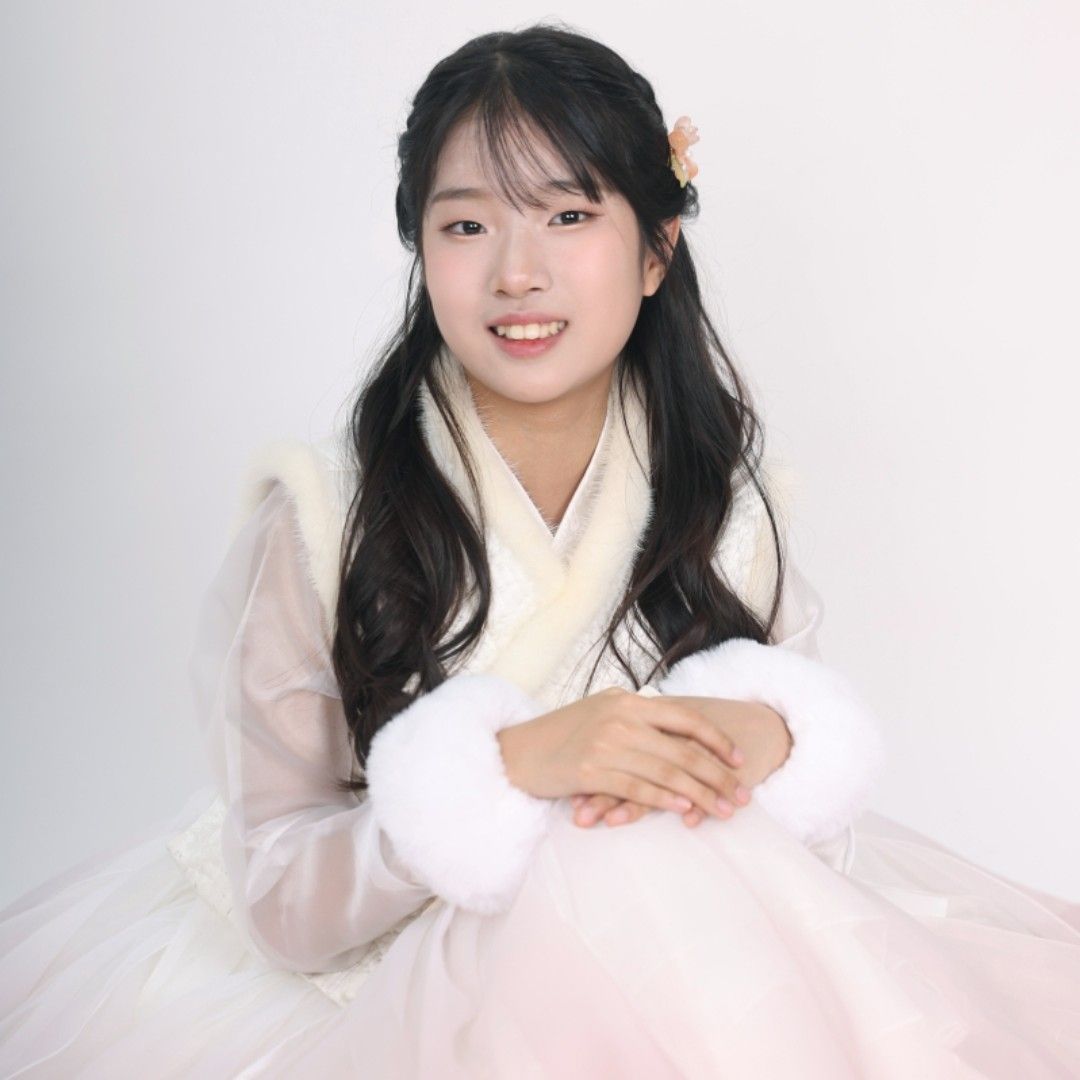 Latest photo of Bin Yeseo