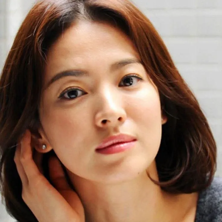Recent activity shot of Song Hyekyo