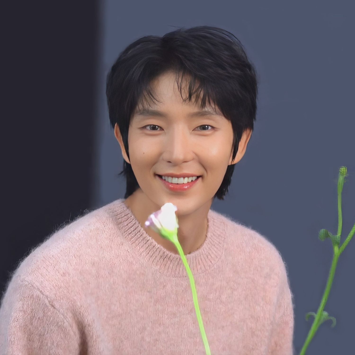 Latest photo of Lee Joongi