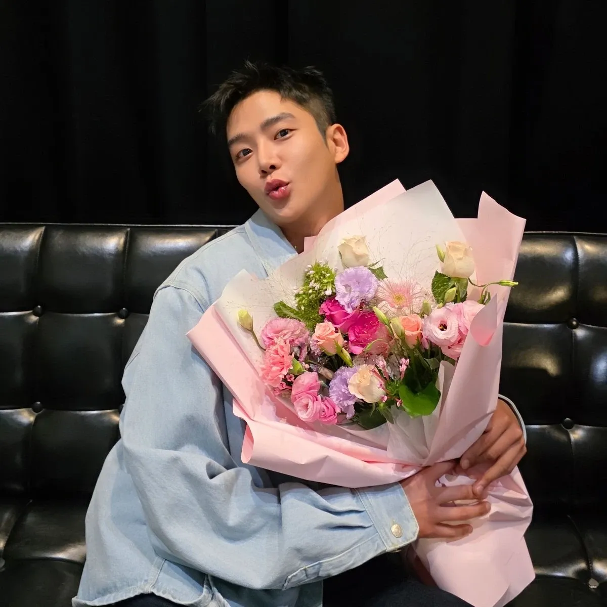 Cuplikan di balik layar dari Rowoon