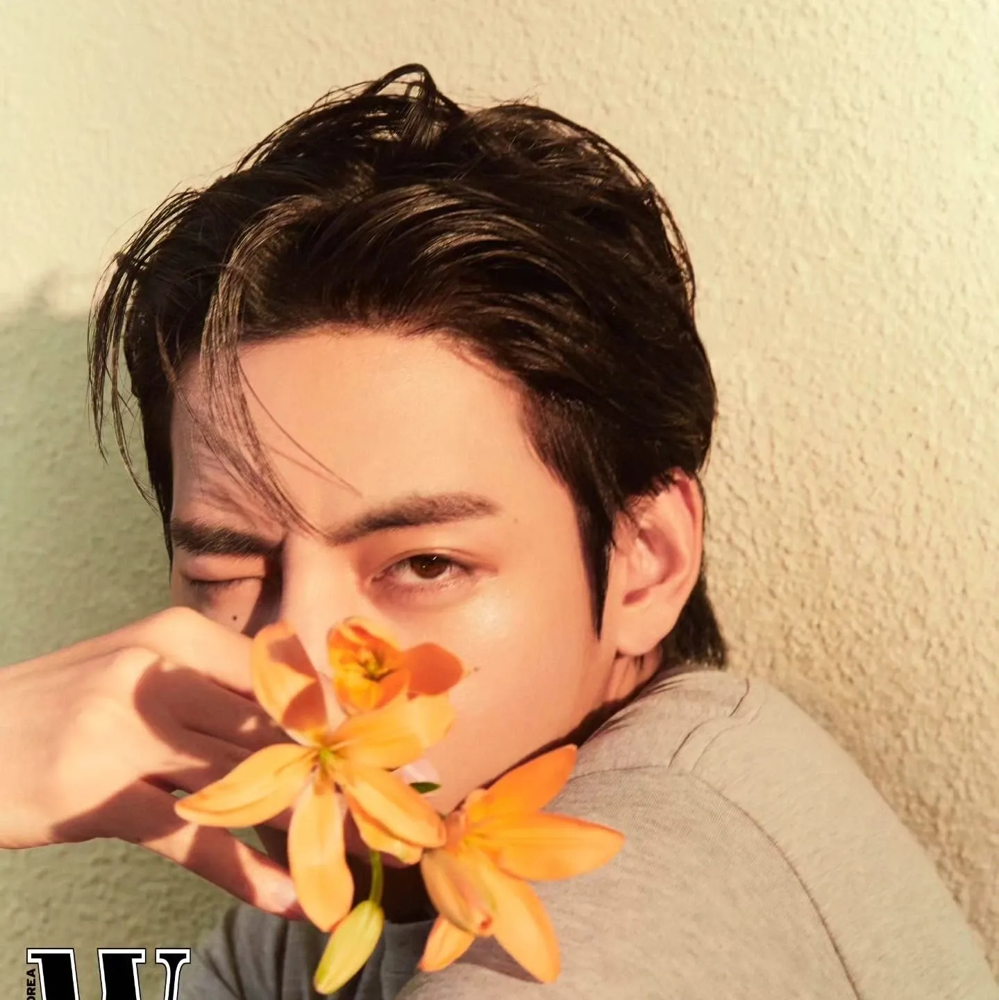 Recent activity shot of Kim Taehyung (V)