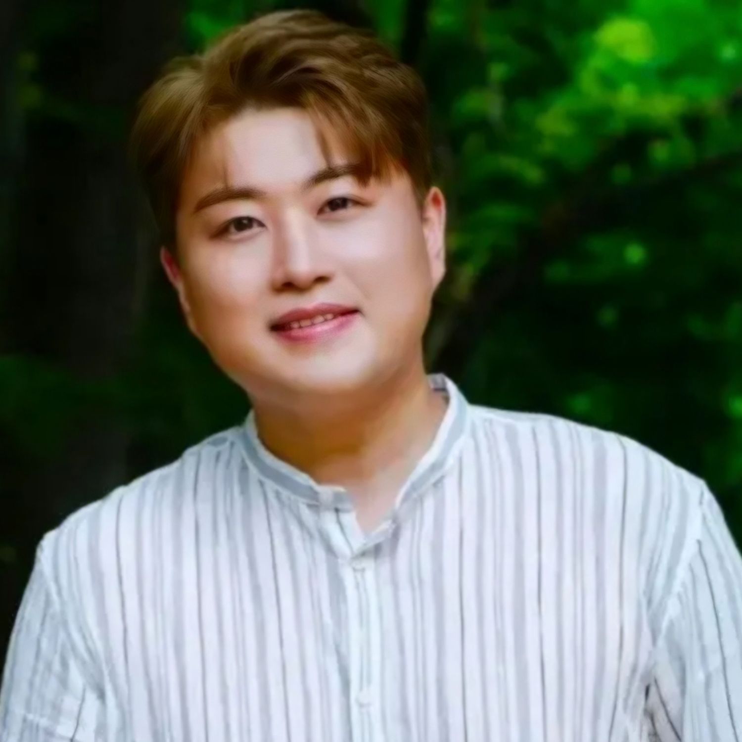 粉絲拍下的金浩中瞬間