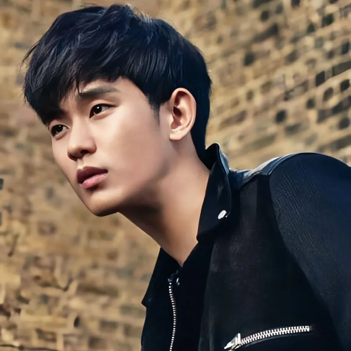 Behind-the-scenes cut of Kim Soohyun
