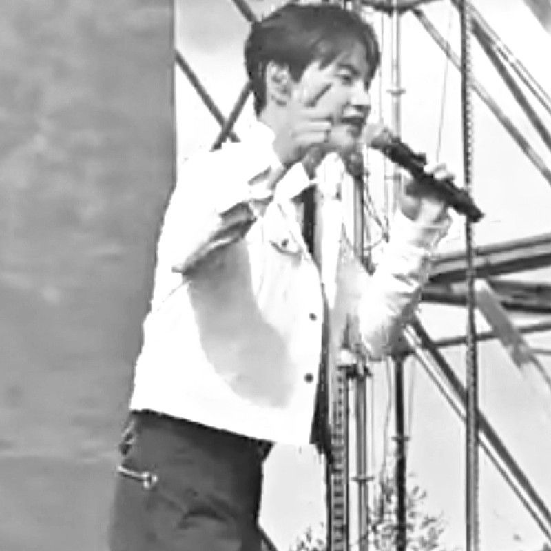 박서진의 비하인드 컷