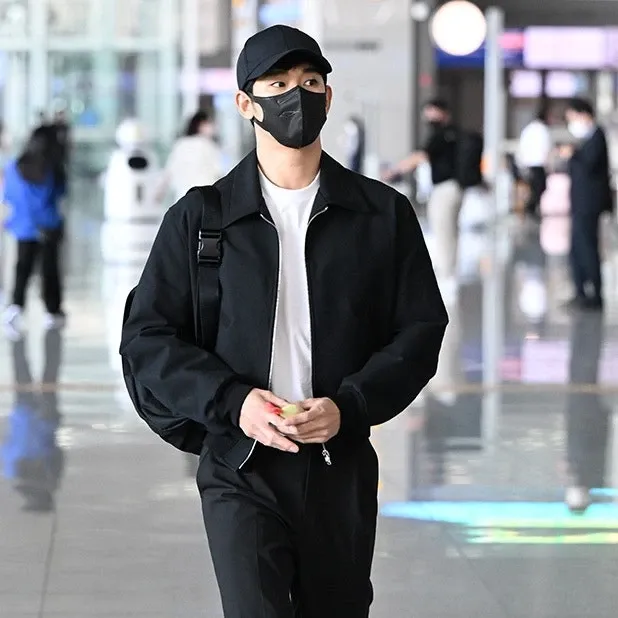 Behind-the-scenes cut of Kim Soohyun