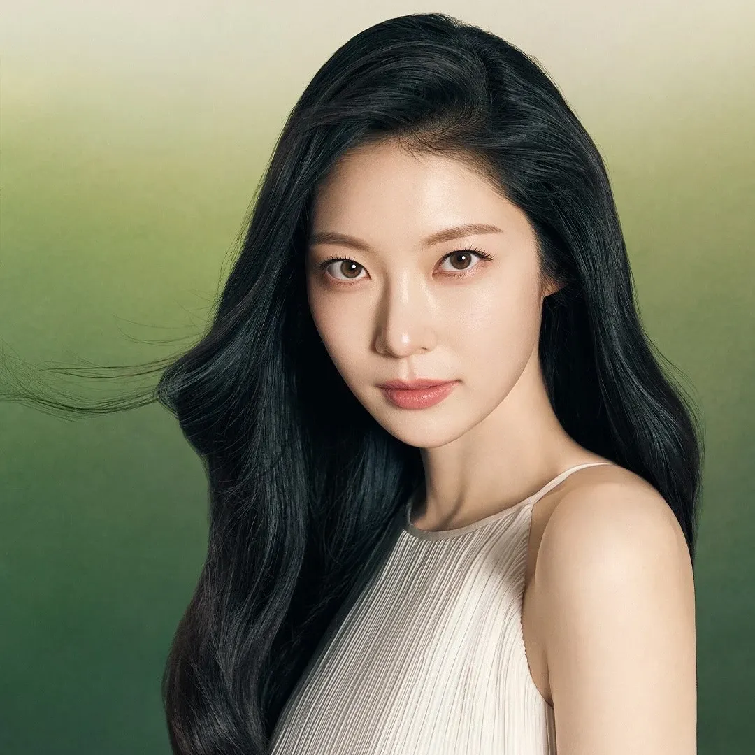 Behind-the-scenes cut of Gong Seungyeon