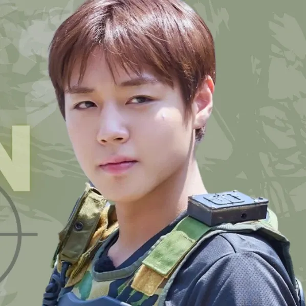 Behind-the-scenes cut of Park Jihoon