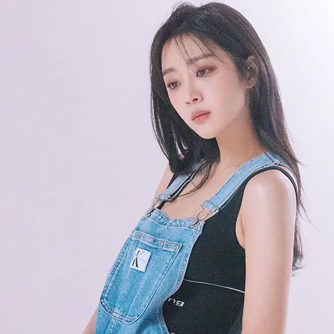 Behind-the-scenes cut of Cho Boah