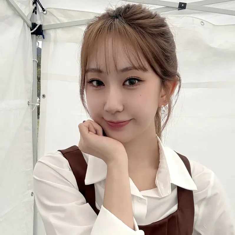 Cuplikan di balik layar dari Jeon Yujin