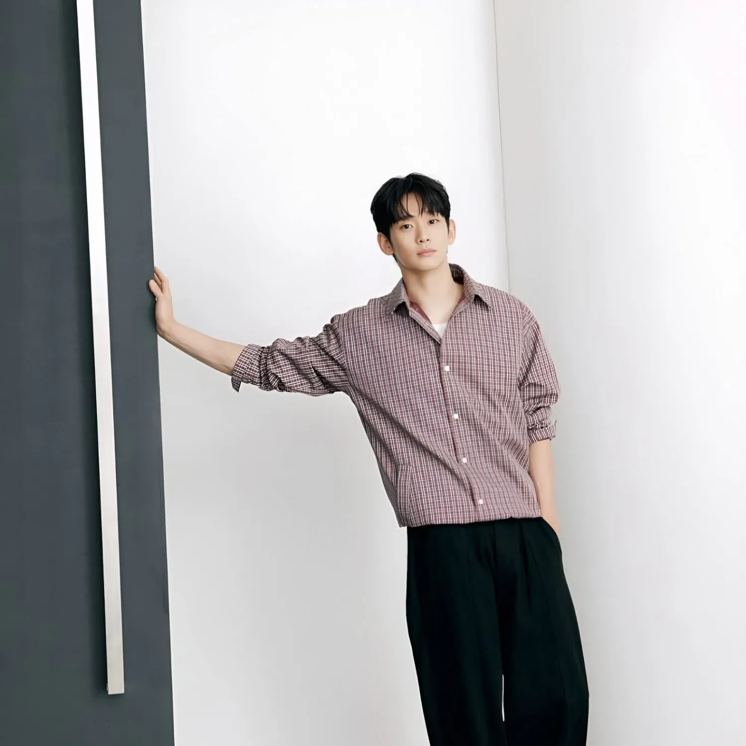 Latest photo of Kim Soohyun