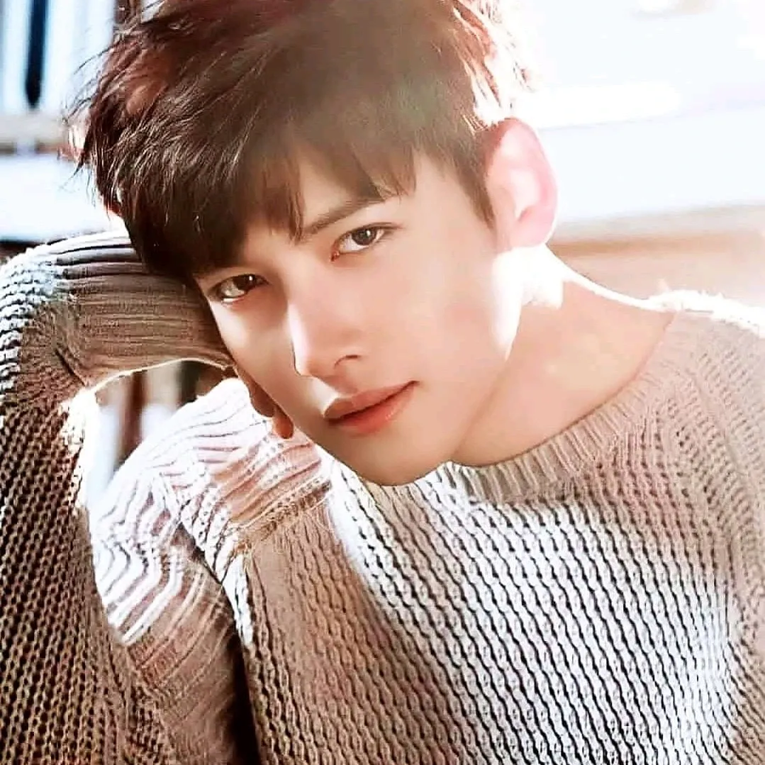 A moment captured by a fan of Ji Changwook