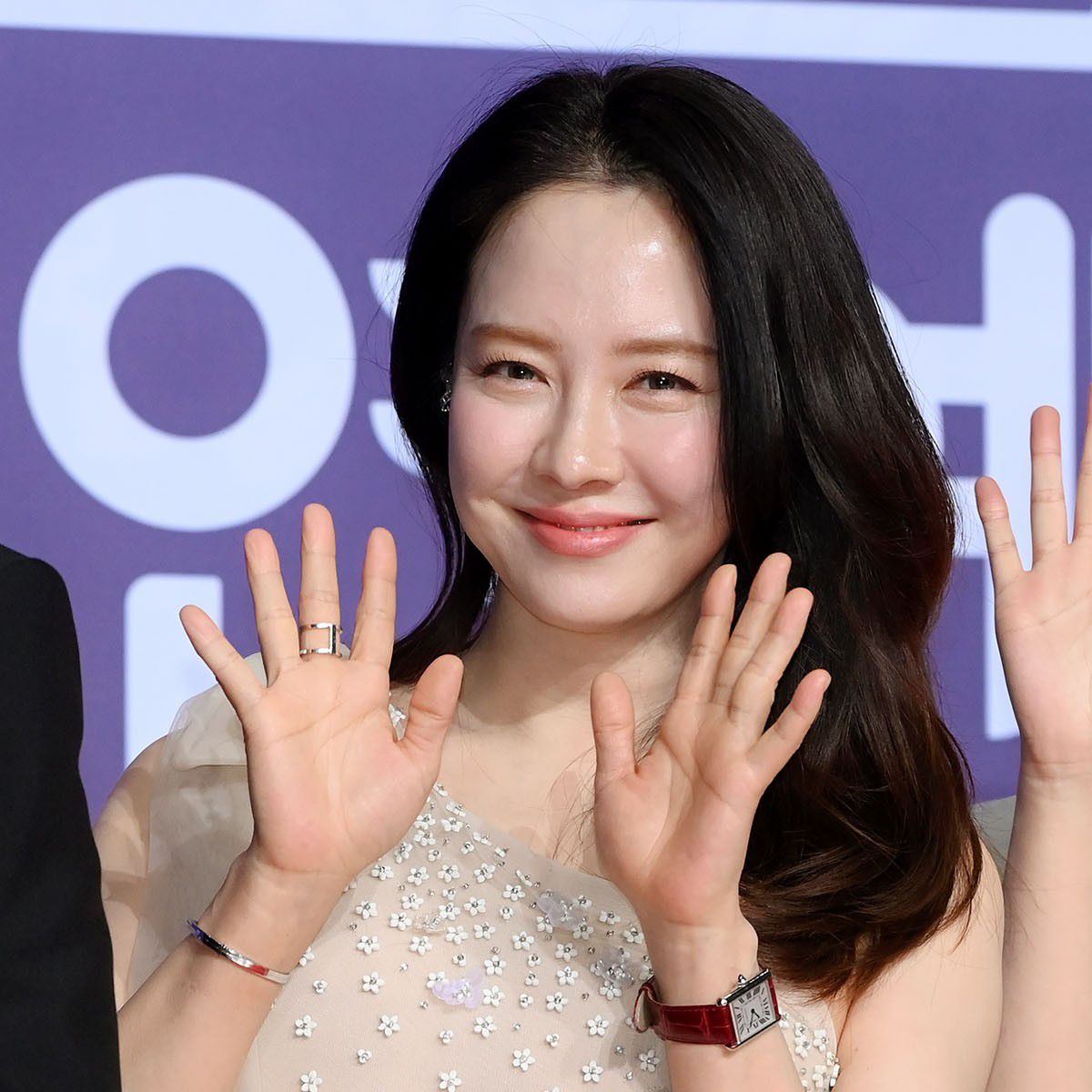 Cuplikan di balik layar dari Song Jihyo