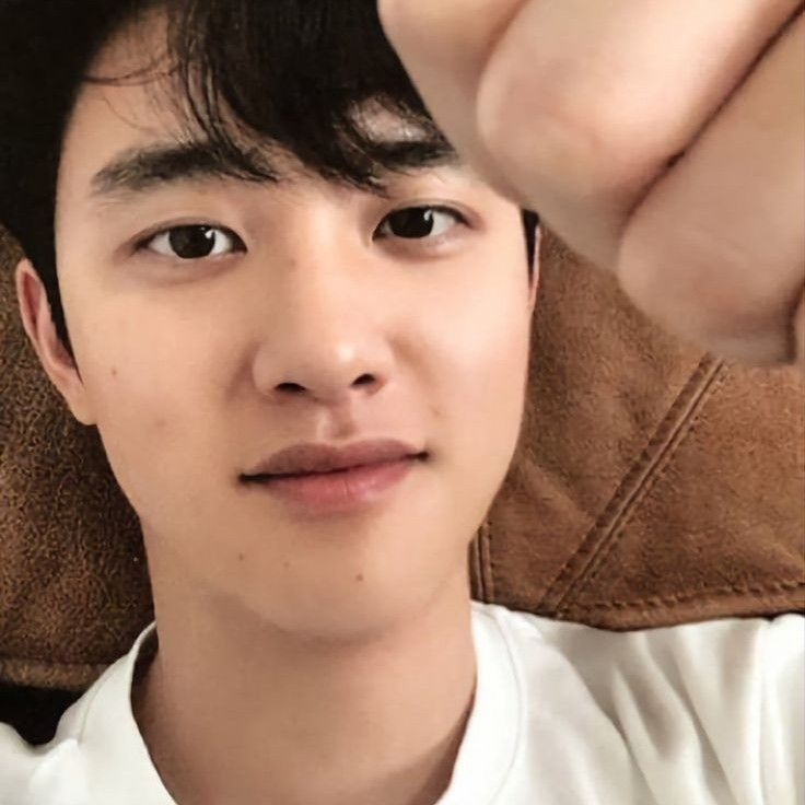 都暻秀 (D.O.)的最新照片