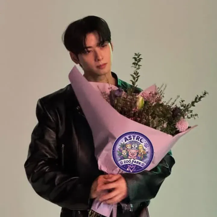Latest photo of Cha Eunwoo